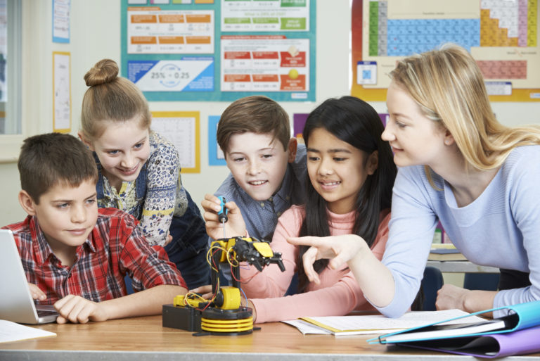 7 Compelling Reasons to Involve Students in STEM